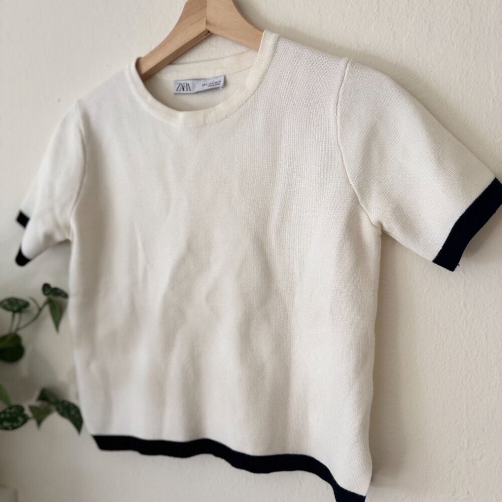 ✨ Zara Knit Contrast Trim Short Sleeve Top ✨ - Picture 2 of 6